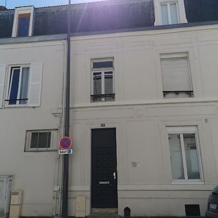 Suite Des Capucins Reims Esterno foto